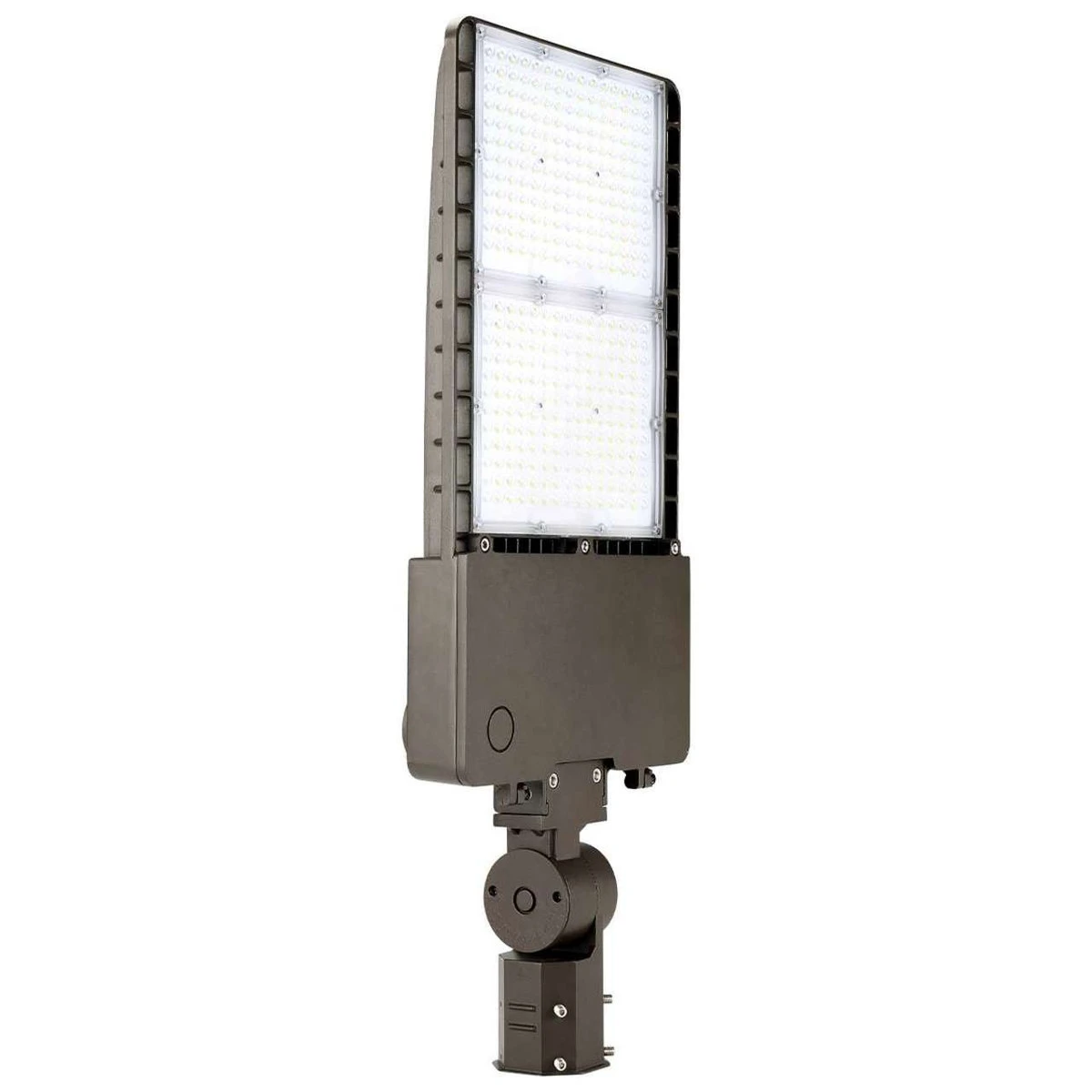 LED Area Light - 300W - 42,000 Lumens - Mester - Image 4