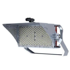 LED High Voltage Sports Light - 650W - 97,500 Lumens - 5000K - 277-480V - Venas